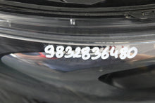 Laden Sie das Bild in den Galerie-Viewer, Frontscheinwerfer Opel Zafira A Life 9832836480 Rechts Scheinwerfer Headlight SCH9081153289hb