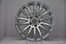Load image into Gallery viewer, 1x Alufelge 18 Zoll 8.0" 5x120 30ET Glanz Silber 6789144 BMW 1 Rim Wheel FEL1696965561hh