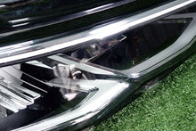 Laden Sie das Bild in den Galerie-Viewer, Frontscheinwerfer VW Golf VIII 90150891 5H1941006 Rechts Scheinwerfer Headlight SCH9187274056lf