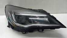 Laden Sie das Bild in den Galerie-Viewer, Frontscheinwerfer Opel Astra K 662588537 LED Rechts Scheinwerfer Headlight