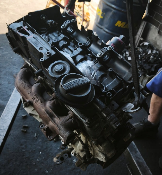 Motor BMW 3 E91 E90 N47D20C 2.0 2010 Diesel Engine Unkomplett MOT2825598505ko