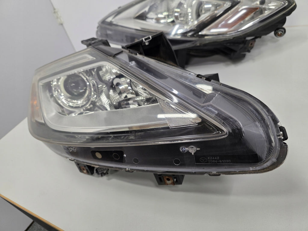 Frontscheinwerfer Mazda Cx-9 TD84-51030 Ein Stück (Rechts oder Links) Headlight SCH4068358117zy