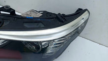 Laden Sie das Bild in den Galerie-Viewer, Frontscheinwerfer BMW E60 7044675 7044676 Ein Satz Scheinwerfer Headlight SCH4019930728dr