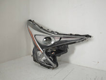 Laden Sie das Bild in den Galerie-Viewer, Frontscheinwerfer Toyota Prius 81145-47701 Rechts Scheinwerfer Headlight SCH2610383633pi