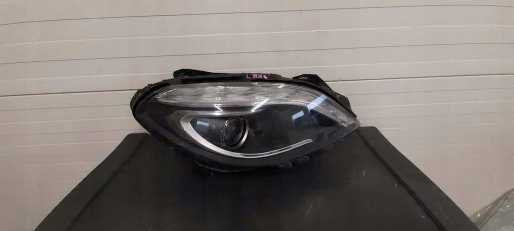 Frontscheinwerfer Mercedes-Benz W246 W242 RKC12685 Vorderseite Headlight SCH2041864956uz