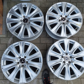 4x Alufelge 18 Zoll 8.0