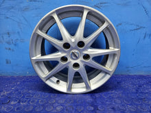 Laden Sie das Bild in den Galerie-Viewer, 1x Alufelge 16 Zoll 6.5" 5x114.3 40ET Glanz Silber KE409-3Z110 Nissan Rim Wheel FEL6920604025uh