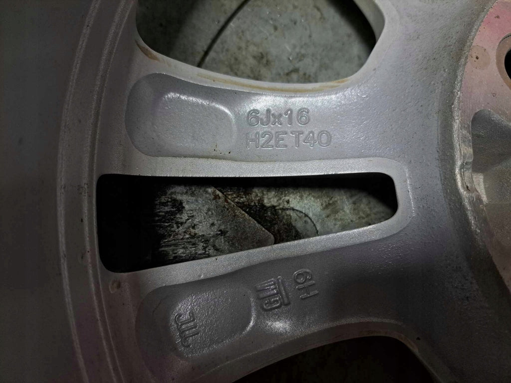 1x Alufelge 16 Zoll 6.0" 5x110 40ET Opel Vectra Zafira Meriva Rim Wheel