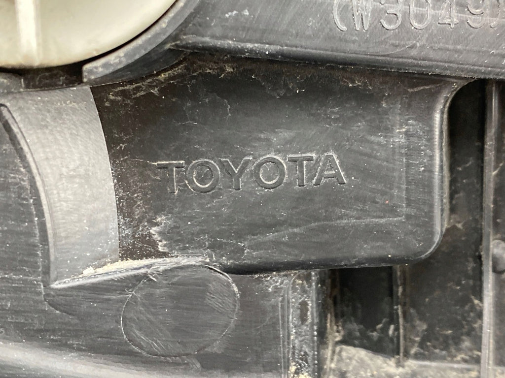 Frontscheinwerfer Toyota Rav 4 Rechts Scheinwerfer Headlight SCH3868395122lv