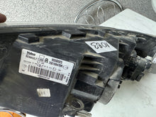 Laden Sie das Bild in den Galerie-Viewer, Frontscheinwerfer Renault Megane IV 260108478 Rechts Scheinwerfer Headlight SCH9470384632he