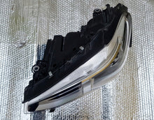 Load image into Gallery viewer, Frontscheinwerfer BMW X3 G01 G02 8739653-04LL LED Links Scheinwerfer Headlight SCH5035147235fu