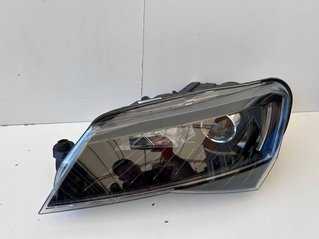 Frontscheinwerfer Skoda Superb 3V1941015 Xenon Links Scheinwerfer Headlight SCH9375230245kz