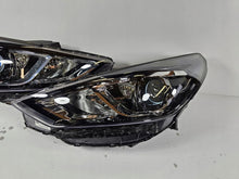 Load image into Gallery viewer, Frontscheinwerfer Hyundai I30 III G4921-64010 G4921-64020 Ein Satz Headlight SCH1418090492bf