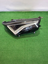 Laden Sie das Bild in den Galerie-Viewer, Frontscheinwerfer Seat Ateca Rechts Scheinwerfer Headlight SCH4828516791ch