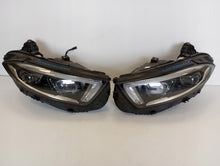 Laden Sie das Bild in den Galerie-Viewer, Frontscheinwerfer Mercedes-Benz Cls A2579068300 LED Rechts oder Links SCH1565968288gn