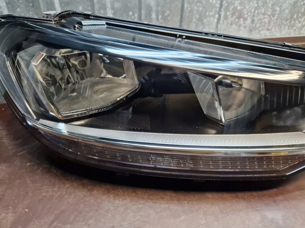 Frontscheinwerfer VW Touran 5TB941006A Rechts Scheinwerfer Headlight