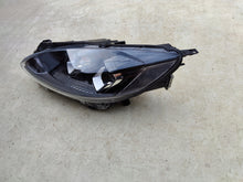 Laden Sie das Bild in den Galerie-Viewer, Frontscheinwerfer Ford Kuga LV4B-13E015-CA LED Links Scheinwerfer Headlight SCH7877009311je