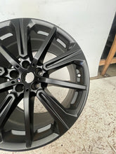 Laden Sie das Bild in den Galerie-Viewer, 1x Alufelge 20 Zoll 9.0" 5x112 35ET Matt Schwarz 6883765 BMW X5 G05 G06 FEL8585902156hx