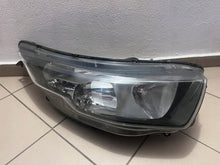 Laden Sie das Bild in den Galerie-Viewer, Frontscheinwerfer Iveco Daily IV 5801473749 Rechts Scheinwerfer Headlight SCH4072454957zz