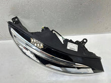 Laden Sie das Bild in den Galerie-Viewer, Frontscheinwerfer Renault Scenic 260107193R Rechts Scheinwerfer Headlight SCH4273636984dx
