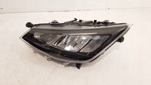 Laden Sie das Bild in den Galerie-Viewer, Frontscheinwerfer Seat Ibiza I V 6F1941005F 148R001LC36733 Links Headlight SCH1010942147vf