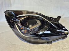 Laden Sie das Bild in den Galerie-Viewer, Frontscheinwerfer Ford Puma L1TB-13100-EH Rechts Scheinwerfer Headlight SCH1175261861mh