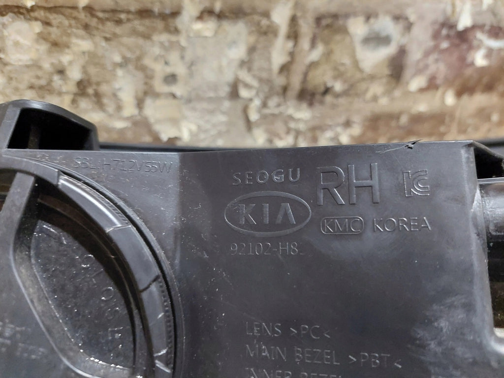 Frontscheinwerfer Kia Stonic LED Rechts Scheinwerfer Headlight