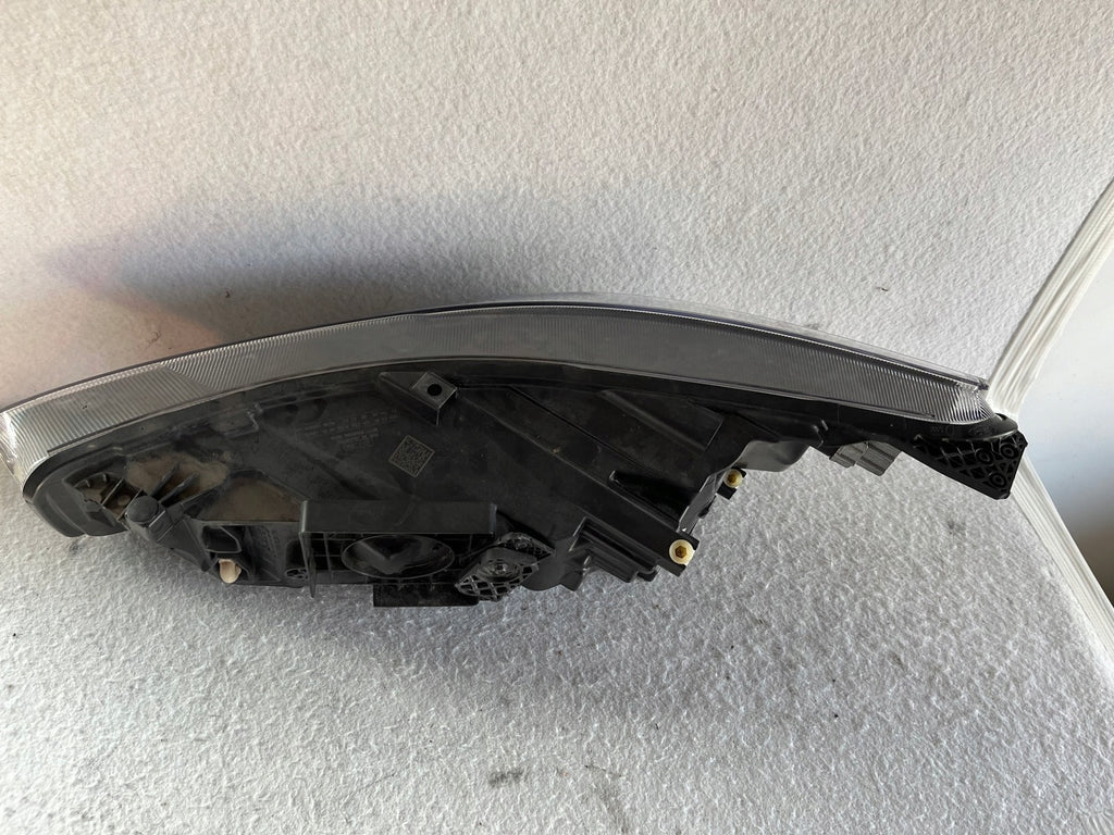 Frontscheinwerfer Ford Focus NX7B-13E014-CD Rechts Scheinwerfer Headlight