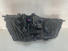 Laden Sie das Bild in den Galerie-Viewer, Frontscheinwerfer Audi Q3 83A941033 LED Links Scheinwerfer Headlight SCH6958789367pq