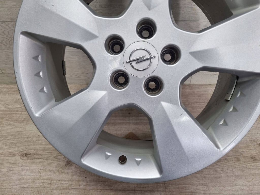1x Alufelge 17 Zoll 7.0" 5x110 47ET Glanz Silber 9270014 Opel Vectra A C Zafira FEL8903984930iy