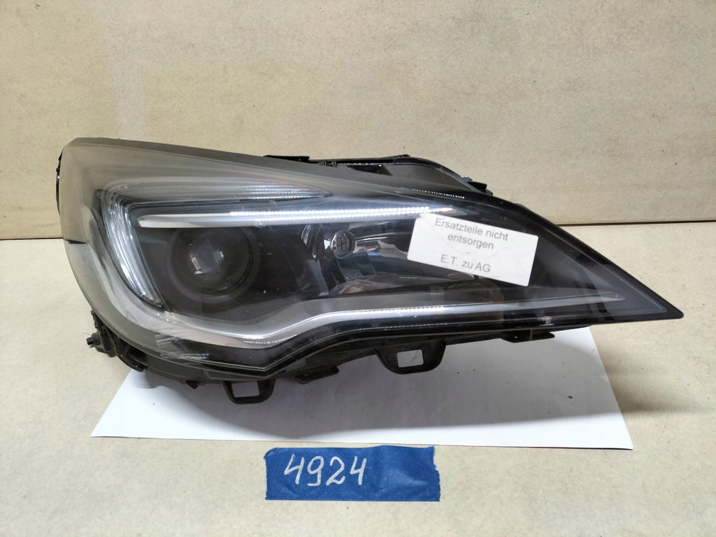 Frontscheinwerfer Opel Astra 39158006 Rechts Scheinwerfer Headlight SCH4653288414hn