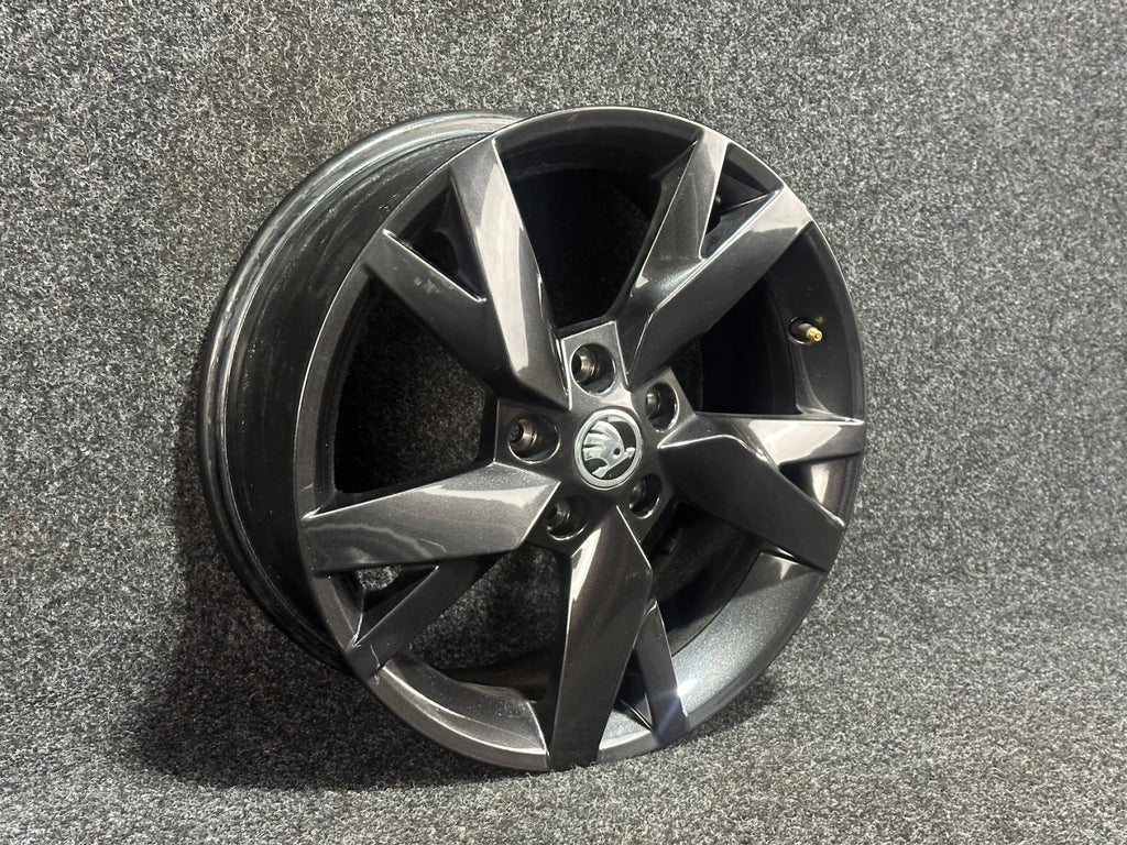 1x Alufelge 17 Zoll 6.5" 5x112 46ET Glanz Silber 5E3601025 Skoda Octavia Iv FEL2200754031tg