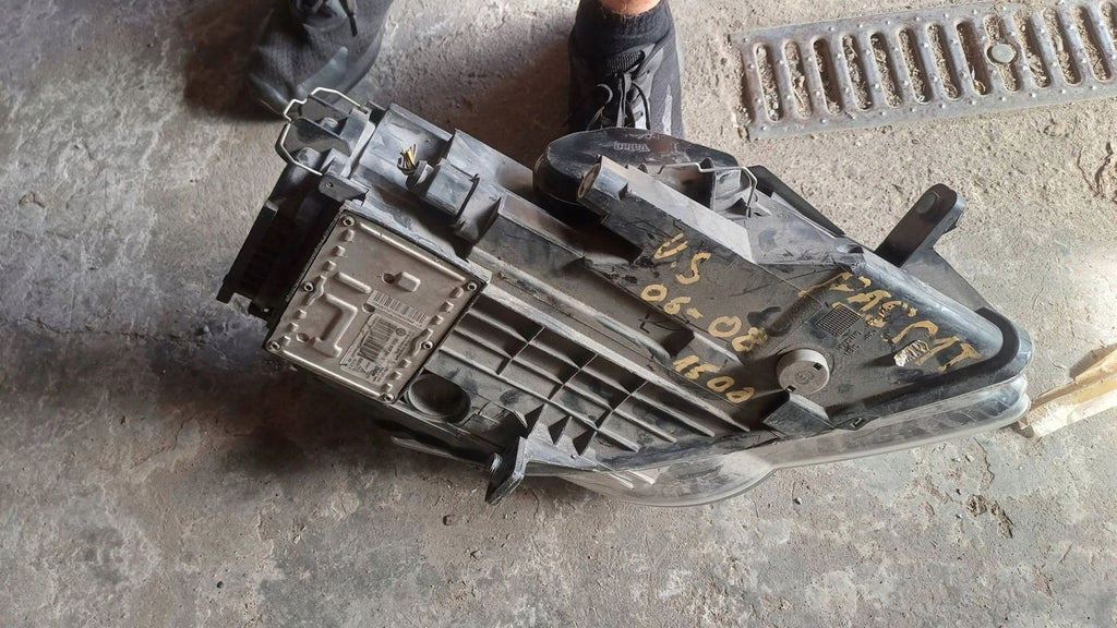 Frontscheinwerfer VW Passat 3C0941751G V207J19G000DL9Z116006 Vorderseite SCH2875275360lb