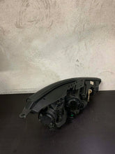 Laden Sie das Bild in den Galerie-Viewer, Frontscheinwerfer Hyundai I30 III G4921-22010 Links Scheinwerfer Headlight SCH3255005196di