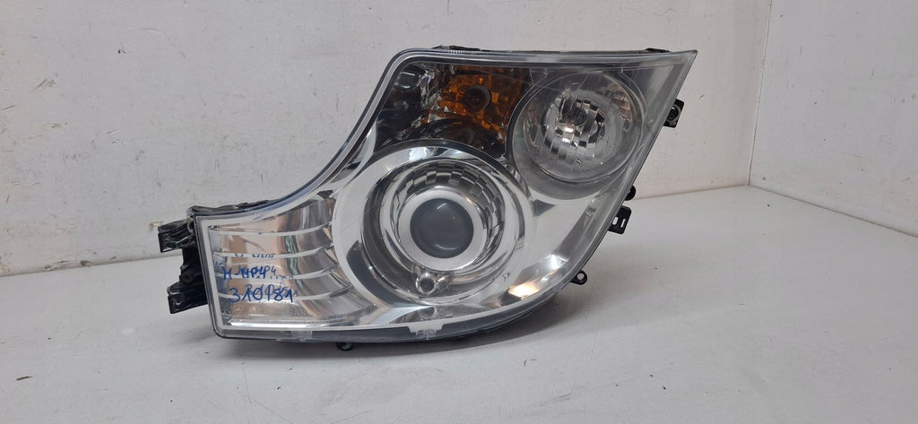 Frontscheinwerfer Mercedes-Benz A9608200639 Xenon Ein Stück (Rechts oder Links) SCH1397654218vo