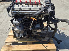 Load image into Gallery viewer, Motor Audi Seat Skoda VW A3 BUB 3.2 250PS 184kW 161TKm Benzin Engine Unkomplett