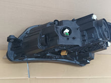 Laden Sie das Bild in den Galerie-Viewer, Frontscheinwerfer Skoda Superb III 3V1941016A Rechts Scheinwerfer Headlight SCH5280331266zd