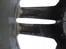 Load image into Gallery viewer, 1x Alufelge 19 Zoll 7.5&quot; 5x114.3 49 5ET 52910-B8410 Hyundai Santa Fe Rim Wheel