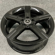 Laden Sie das Bild in den Galerie-Viewer, 4x Alufelge 18 Zoll 7.5" 5x112 49ET Glanz Schwarz A1774013200 Mercedes-Benz Cla FEL9145924461ei