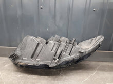 Load image into Gallery viewer, Frontscheinwerfer Ford Mondeo Rechts Scheinwerfer Headlight SCH1976741474vq