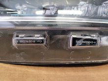 Laden Sie das Bild in den Galerie-Viewer, Frontscheinwerfer Ford Focus NX7B-13E015-CD LED Links Scheinwerfer Headlight