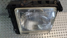 Laden Sie das Bild in den Galerie-Viewer, Frontscheinwerfer Mercedes-Benz MB100 Rechts Scheinwerfer Headlight SCH9946322281ja