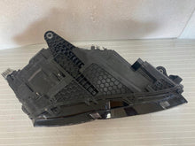 Laden Sie das Bild in den Galerie-Viewer, Frontscheinwerfer Skoda Superb III Octavia 3V1941015E 6V1941015E Full LED Links