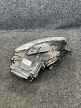 Laden Sie das Bild in den Galerie-Viewer, Frontscheinwerfer VW Passat 3C0941751K Bi-Xenon Links Scheinwerfer Headlight SCH4681106546qo