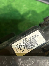 Load image into Gallery viewer, Frontscheinwerfer Toyota Corolla 19345F 224431067R LED Links Headlight SCH4870933587ej