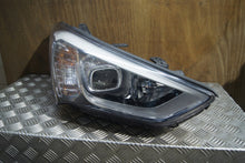 Laden Sie das Bild in den Galerie-Viewer, Frontscheinwerfer Hyundai 92102-2W206 LED Rechts Scheinwerfer Headlight