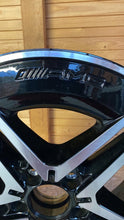 Laden Sie das Bild in den Galerie-Viewer, 1x Alufelge 18 Zoll 7.5&quot; 5x112 53 5ET A2434011700 Mercedes-Benz Eqa Amg