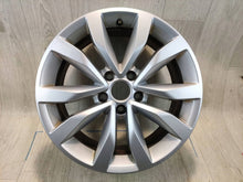 Laden Sie das Bild in den Galerie-Viewer, 1x Alufelge 17 Zoll 5C0601025F VW Beetle Rim Wheel FEL8070753586di