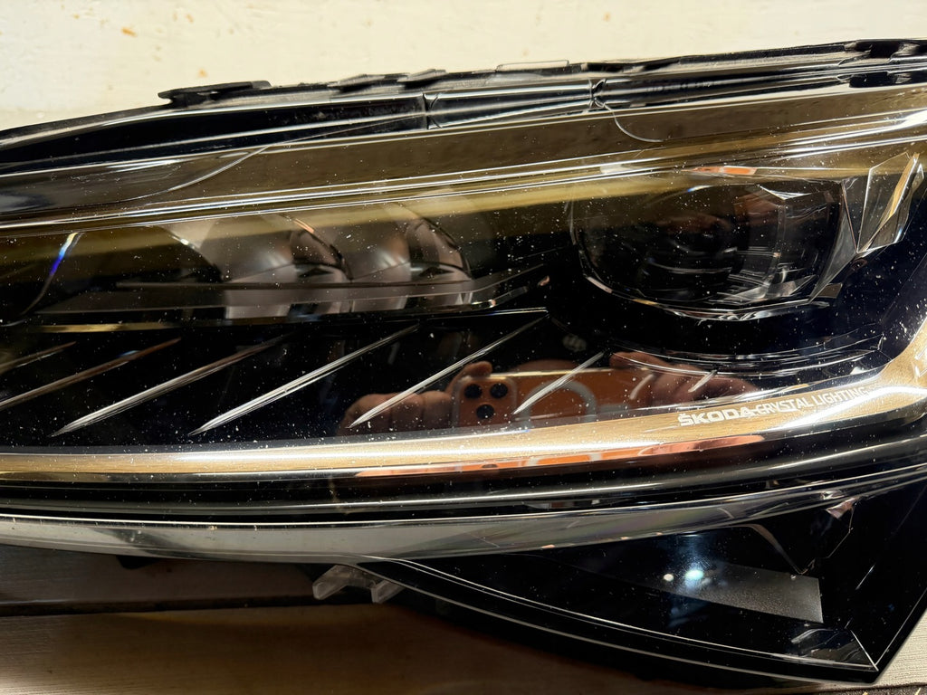 Frontscheinwerfer Skoda Superb III 3V1941015D Links Scheinwerfer Headlight SCH5399177368aj