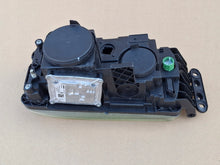Laden Sie das Bild in den Galerie-Viewer, Frontscheinwerfer Iveco I 5801745445 Links Scheinwerfer Headlight SCH1544152166nv
